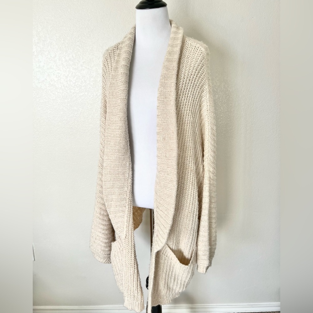 Urban Outfitters Jesse Oversized Cream Oatmeal Beige Cardigan Sweater Large